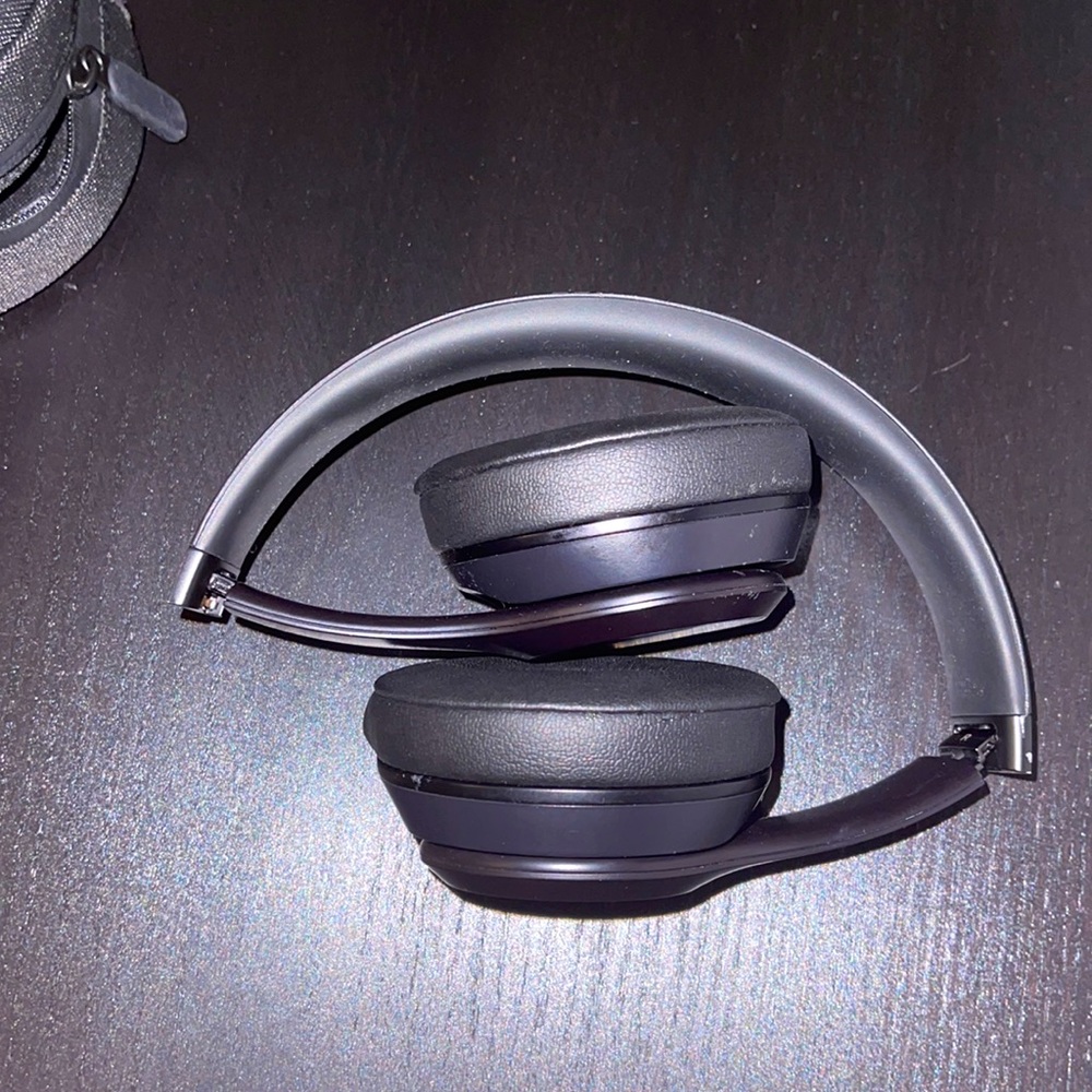 Beats solo 3